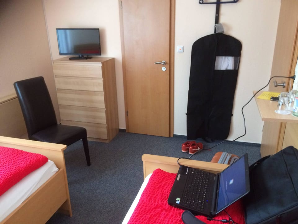 Std. Zimmer Pension Zum Angestellten