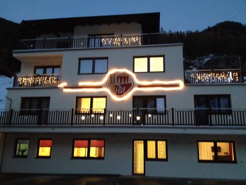 Weihnachtsbeleuchtung Apartments Haus Pia