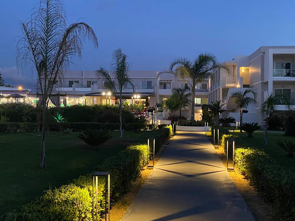 Gartenanlage Delfina Tropic Beach