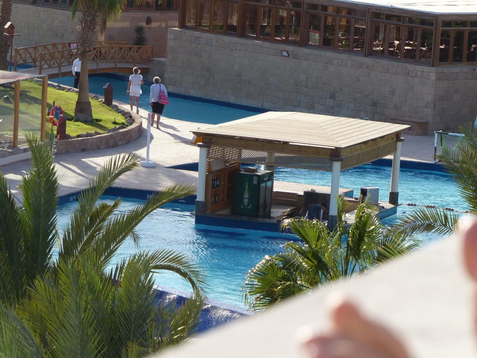 Neue Poolbar Fort Arabesque Resort, Spa & Villas