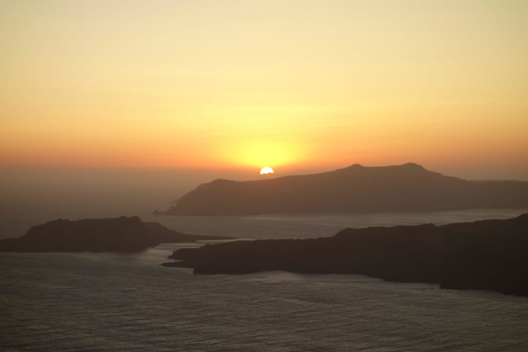 Sonnenuntergang von der Terrasse Haus 1 Aegagros Caldera Houses