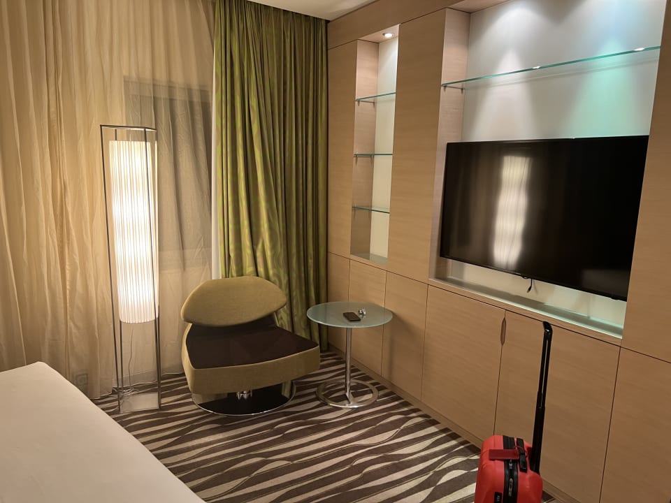 Zimmer Hilton Frankfurt Airport