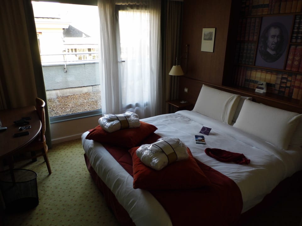 Sypialnia Hotel Mercure Rouen Centre Cathédrale
