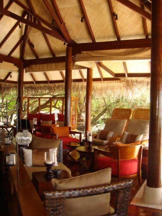 Equator Bar Taj Exotica Resort & Spa