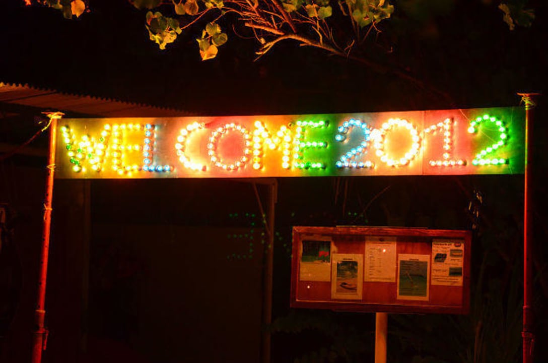 Welcome 2012 Embudu Village