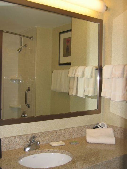 Badezimmer Hotel Courtyard New York Manhattan / Upper East Side