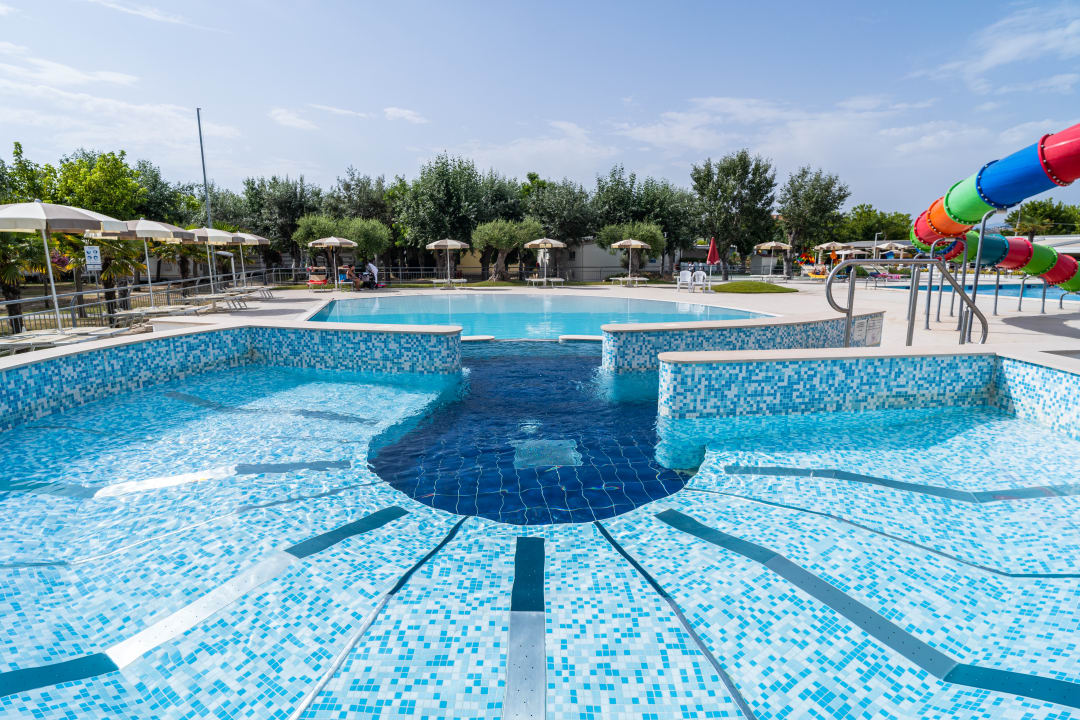 Sport & Freizeit Club del Sole Stork Family Collection