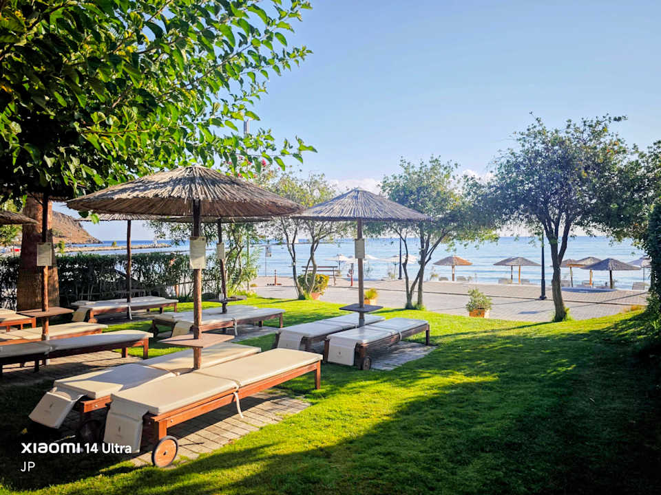 Außenansicht Corissia Beach Hotel