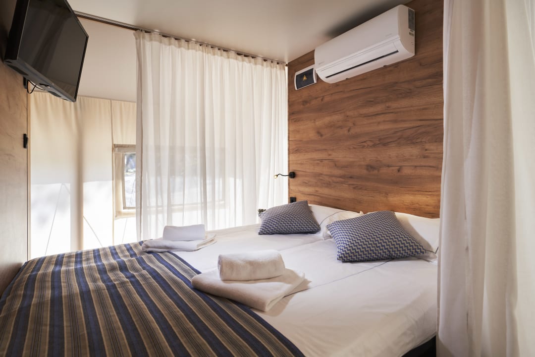 Zimmer Arena One 99 Glamping
