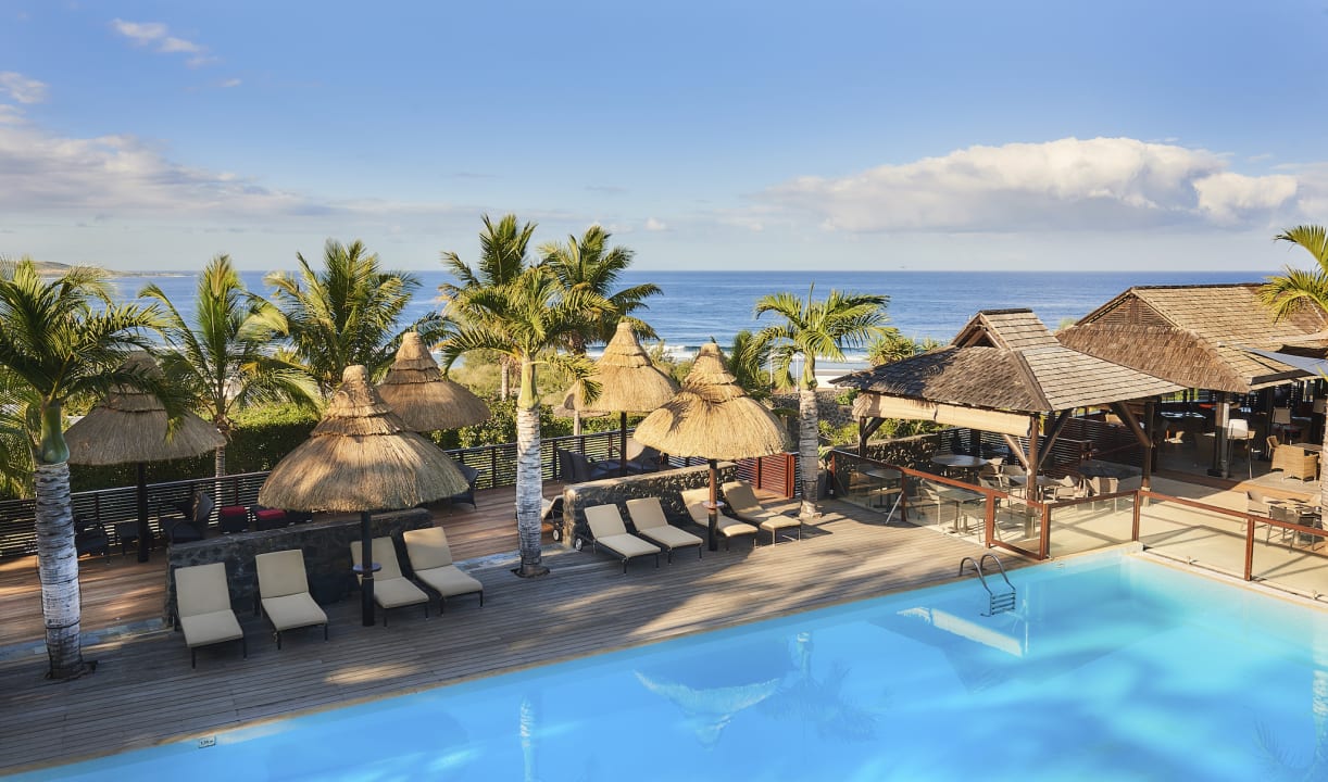 Pool Iloha Seaview Hotel