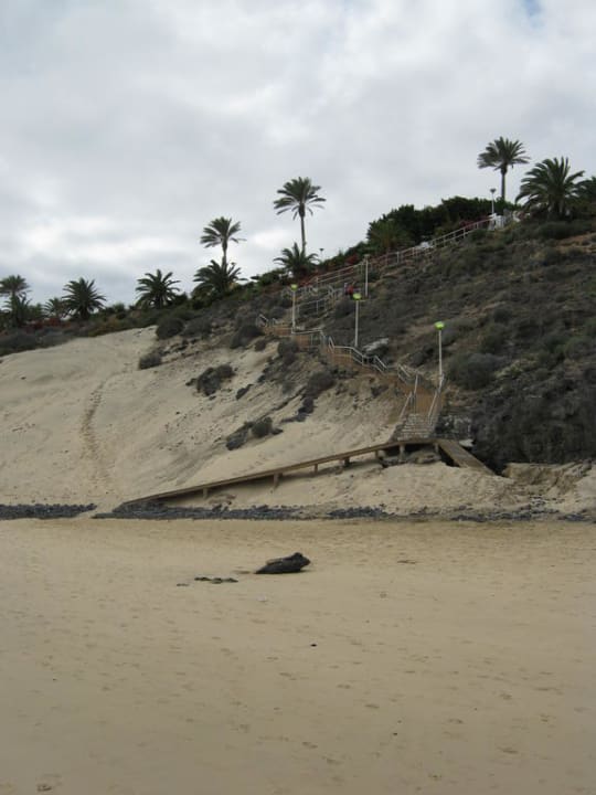 Die Treppe zum / vom Strand SBH Club Paraiso Playa
