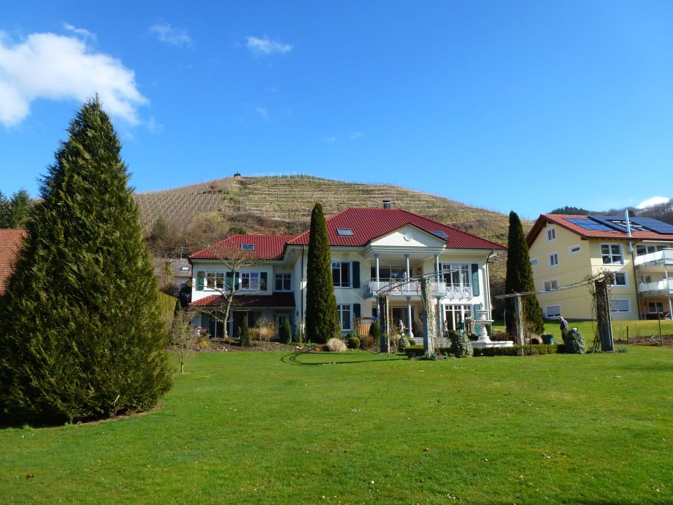 Elegante Villa mit großzügigem Privatpark Baumann's Landhaus