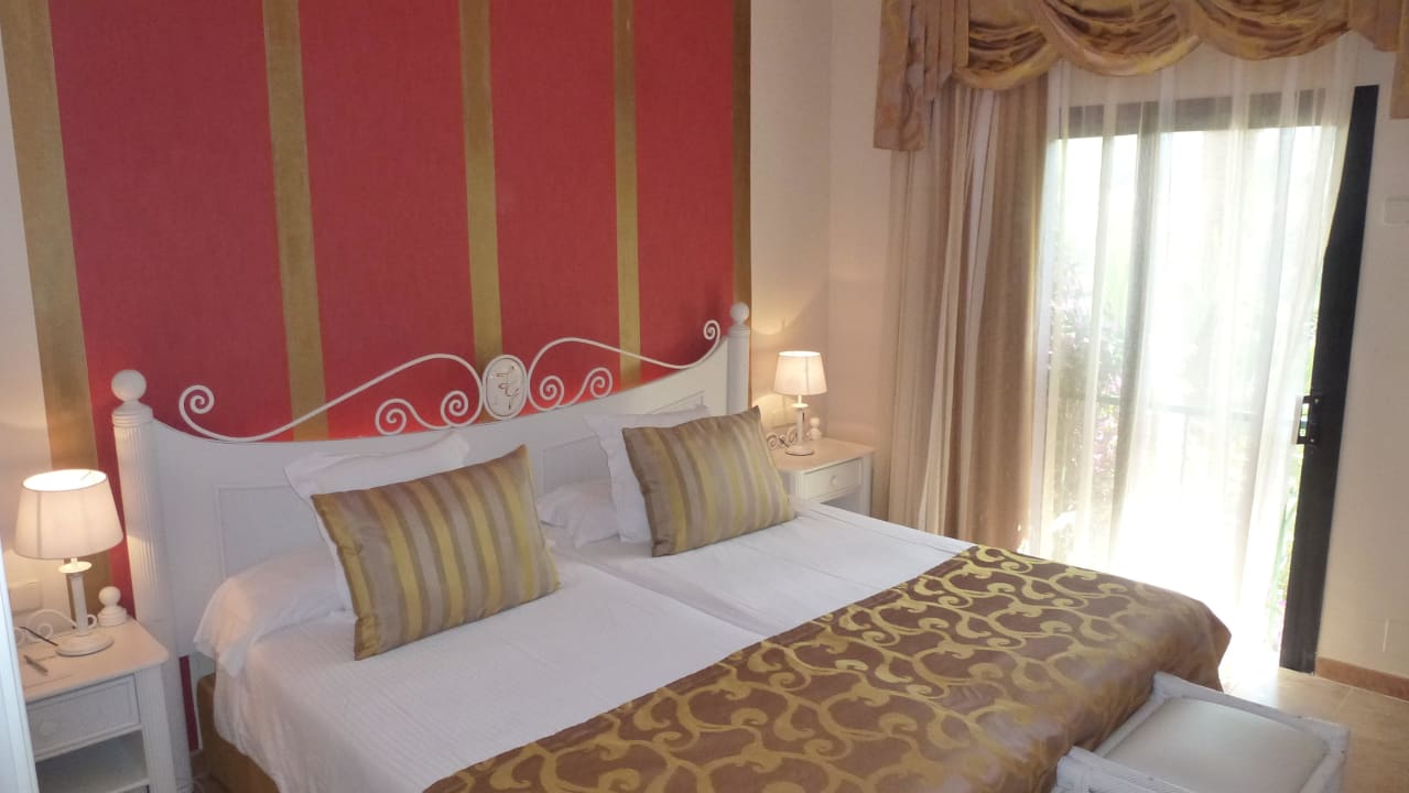 Schlafzimmer Juniorsuite 1214 Lago Garden