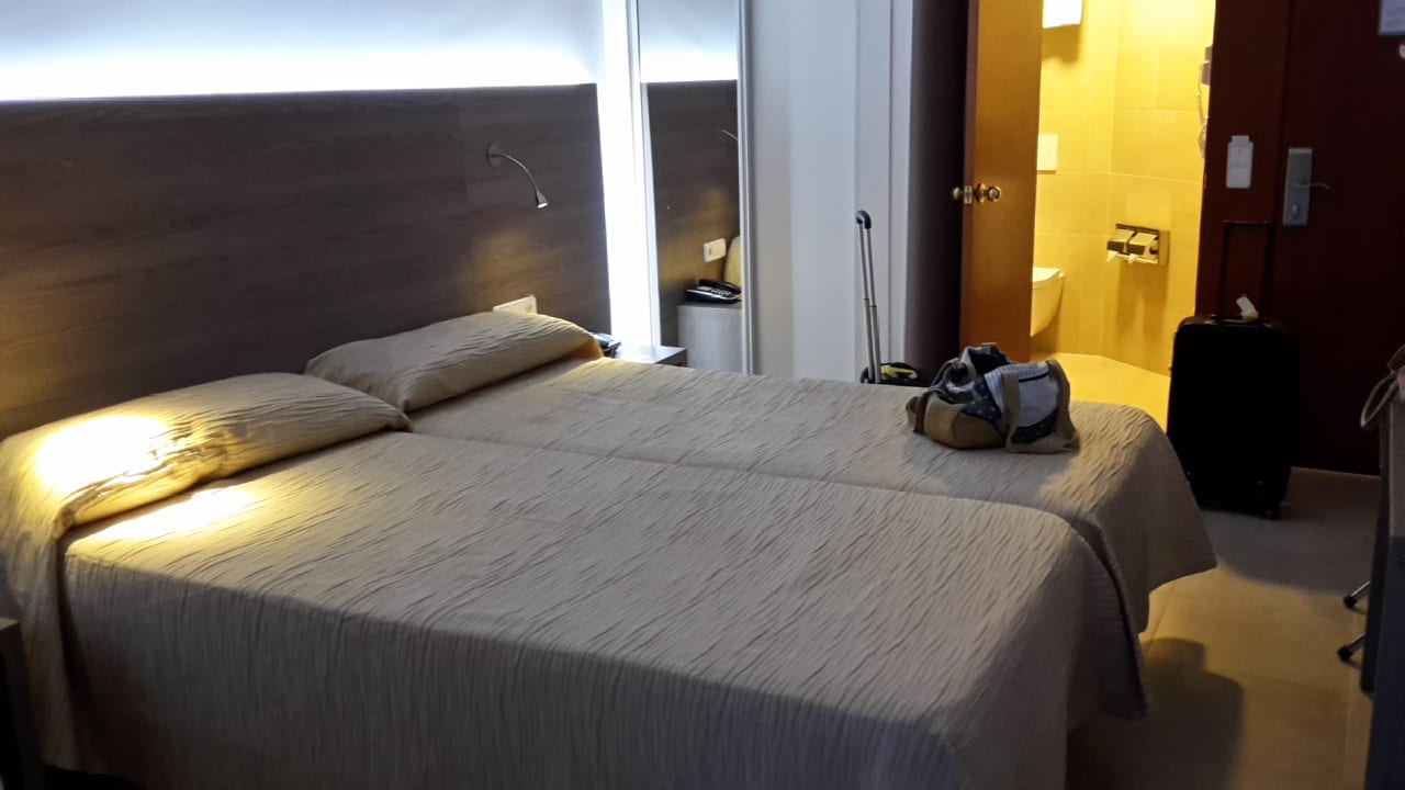 Zimmer Hotel Vista Odin