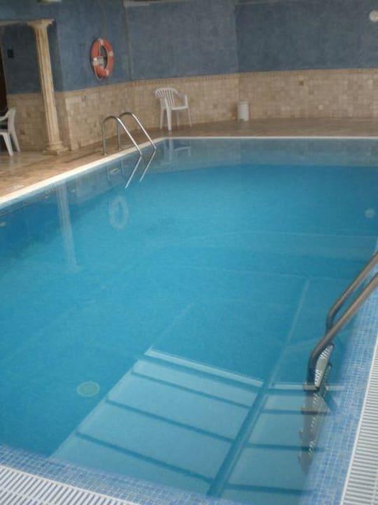 Innenpool des Hotels Grupotel Acapulco Playa - Adults Only