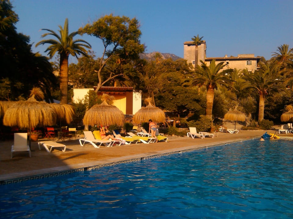 Herrliche Poolanlage Hotel Es Port