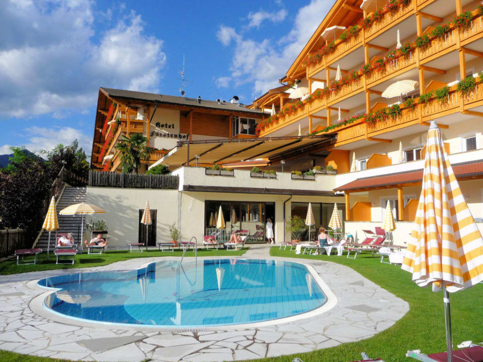 Aussenpool Hotel Fürstenhof
