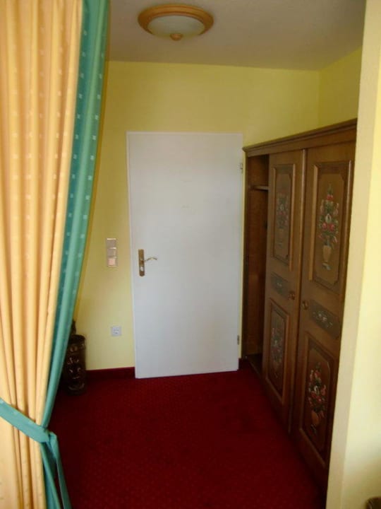 Eingangsbereich Zimmer Pfalzblick Wald Spa Resort