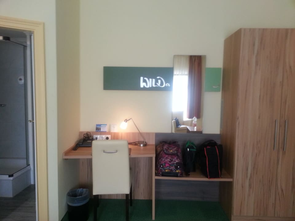 Schönes Zimmer Nr 1 Gästehaus Blaue Ecke
