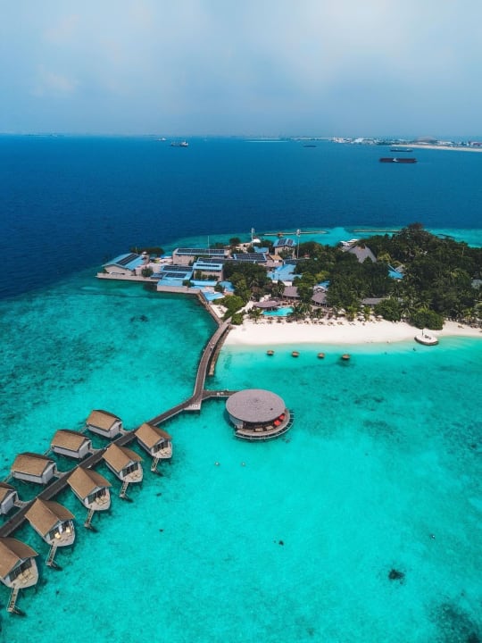 Außenansicht Centara Ras Fushi Resort & Spa Maldives