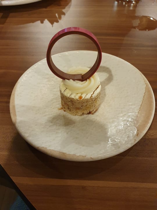 Gastro Jacaranda Luxury Resort