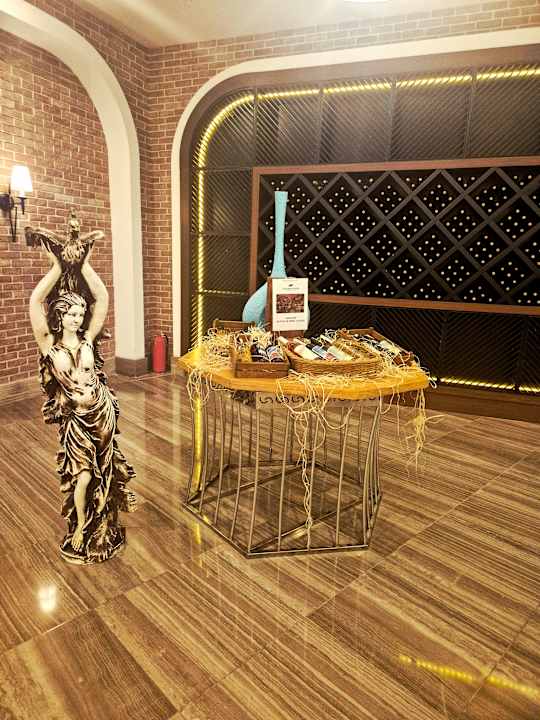 Gastro Sherwood Exclusive Lara