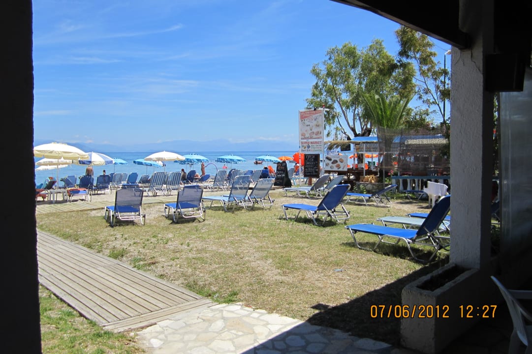 Strand mit Meer Hotel Albatros