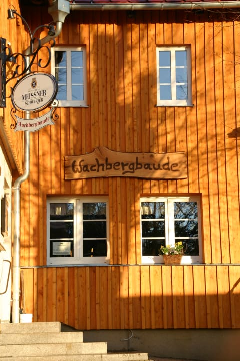 Außenansicht Wachbergbaude Saupsdorf