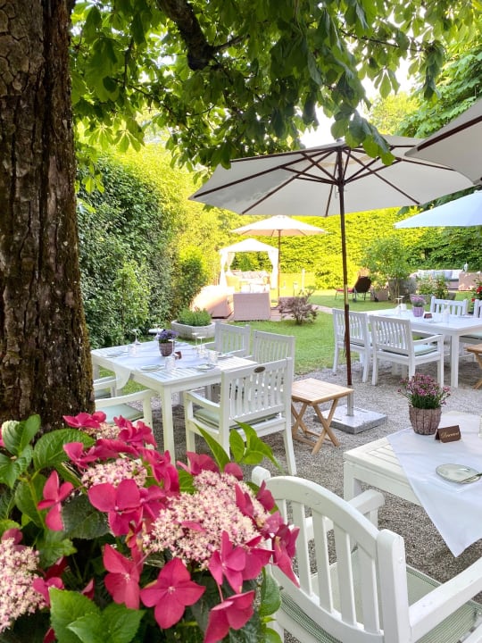 Gastro Der Schlosswirt zu Anif - Biedermeierhotel & Restaurant