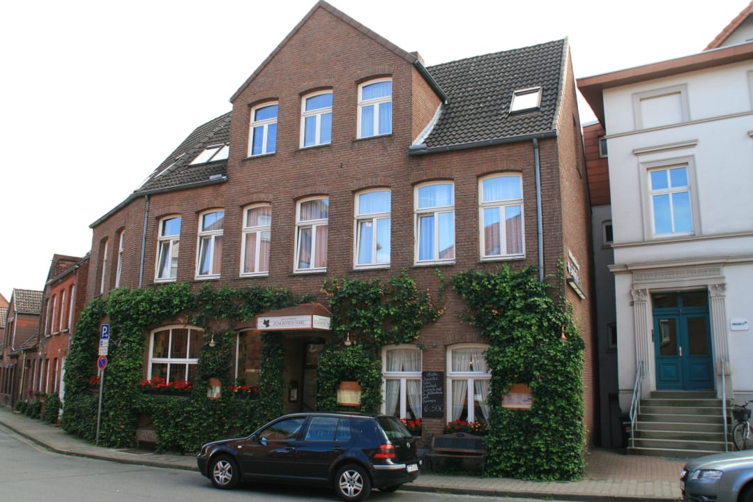 Frontalansicht Hotel Zum roten Tore