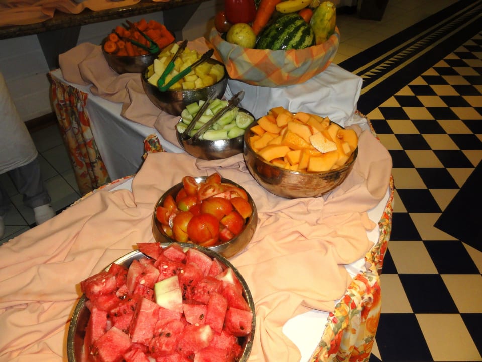 Auswahl an der Saft-Theke La Creole Beach Hotel & Spa