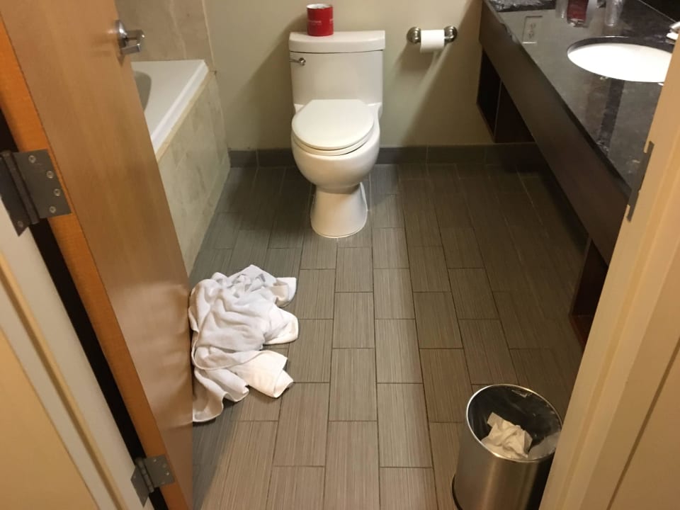 Einfach mal alles so gelassen The STRAT Hotel, Casino and SkyPod