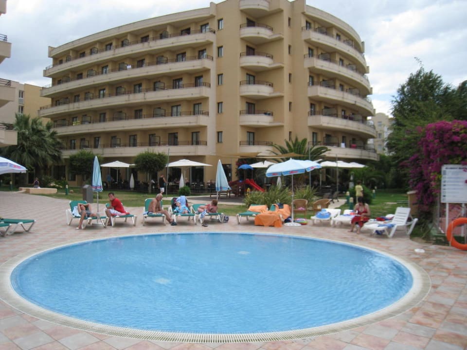 Haus 3 und Kinderpool allsun App.-Hotel Orient Beach