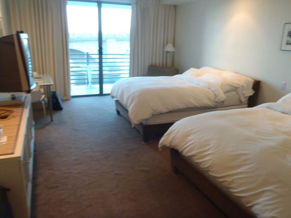 Ausreichend grosses Doppelzimmer Heat Hotel