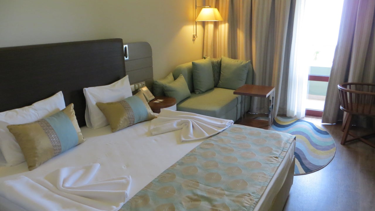 216 Hotel Grand Side