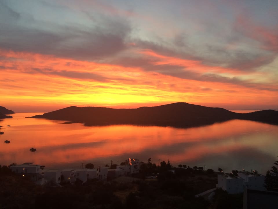 Zimmer Domes Aulus Elounda All-Inclusive Resort, Curio Collection by Hilton