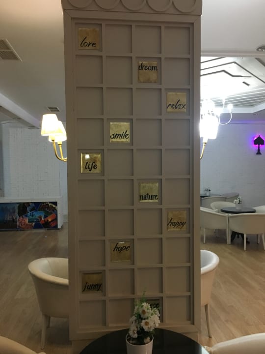 Lobby Bella Resort & Spa