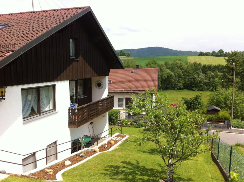 Terrasse und Gartenbereich Ferienwohnung Furth im Wald