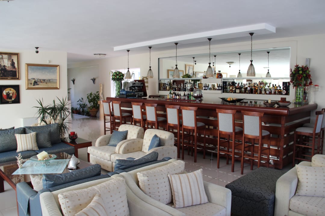 Bar im Hotel Naxos Resort Beach Hotel
