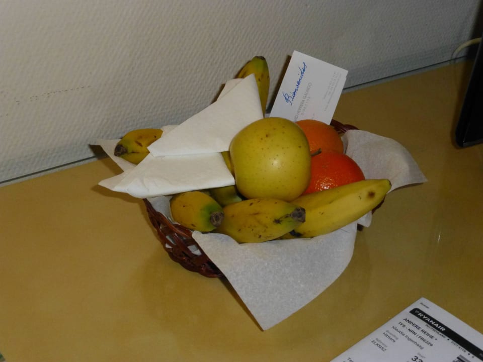 Obstkorb als nette Geste Hotel Puerto Palace