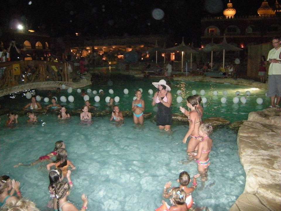 Вечеринка! Pickalbatros Alf Leila Wa Leila Resort - Neverland Hurghada