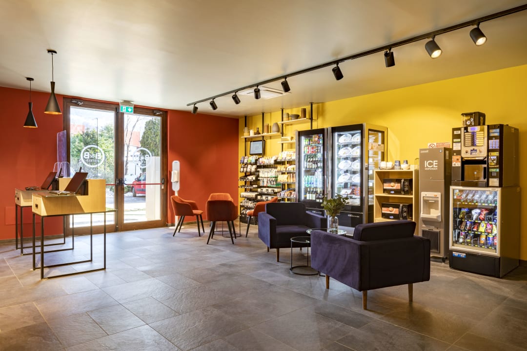 Lobby B&B Hotel Bolzano