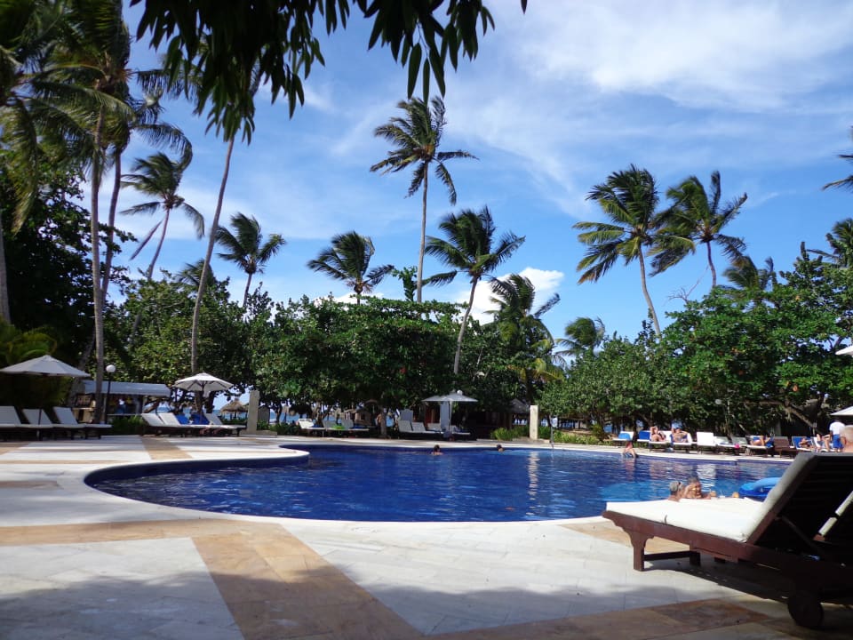Sauber, gut besucht-aber nicht zu voll Bahia Principe Grand El Portillo