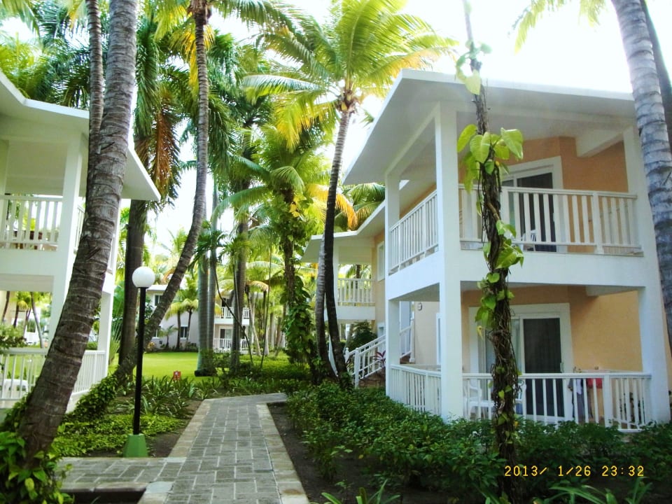 Bungalow 2.Reihe  zum Eingang Playabachata Hotel