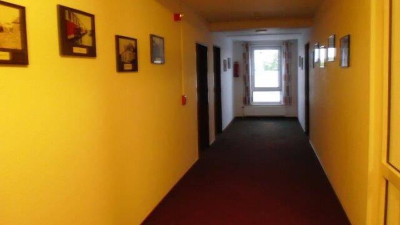 Flur zum Zimmer Hotel am Kleinbahnhof