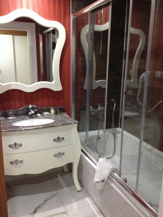 Badezimmer Vikingen Infinity Resort & Spa