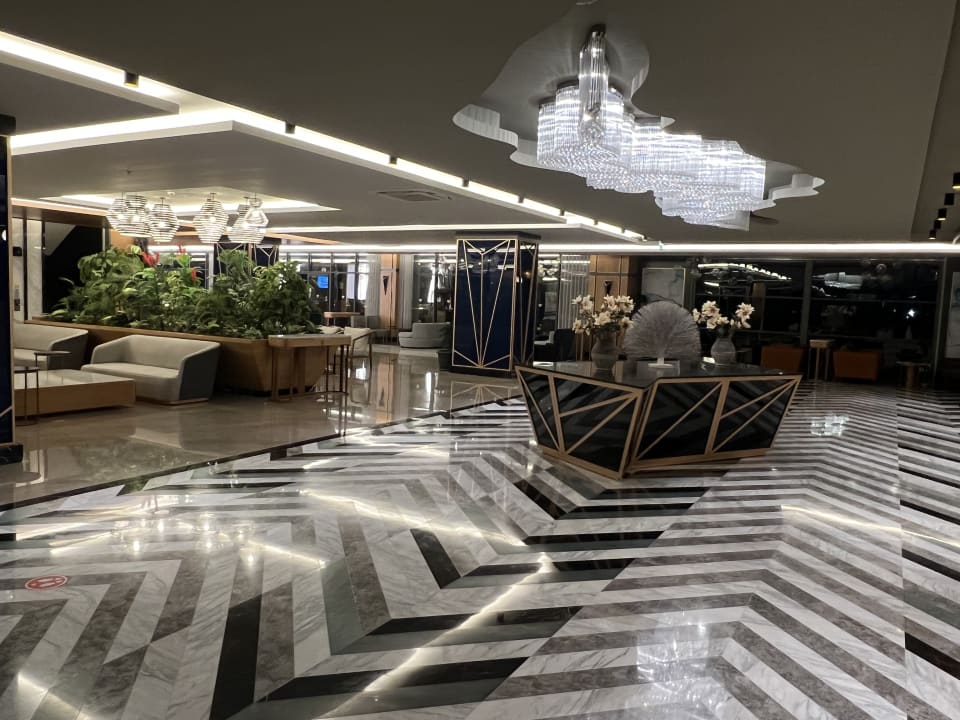 Lobby Diamond De Luxe Hotel & Spa
