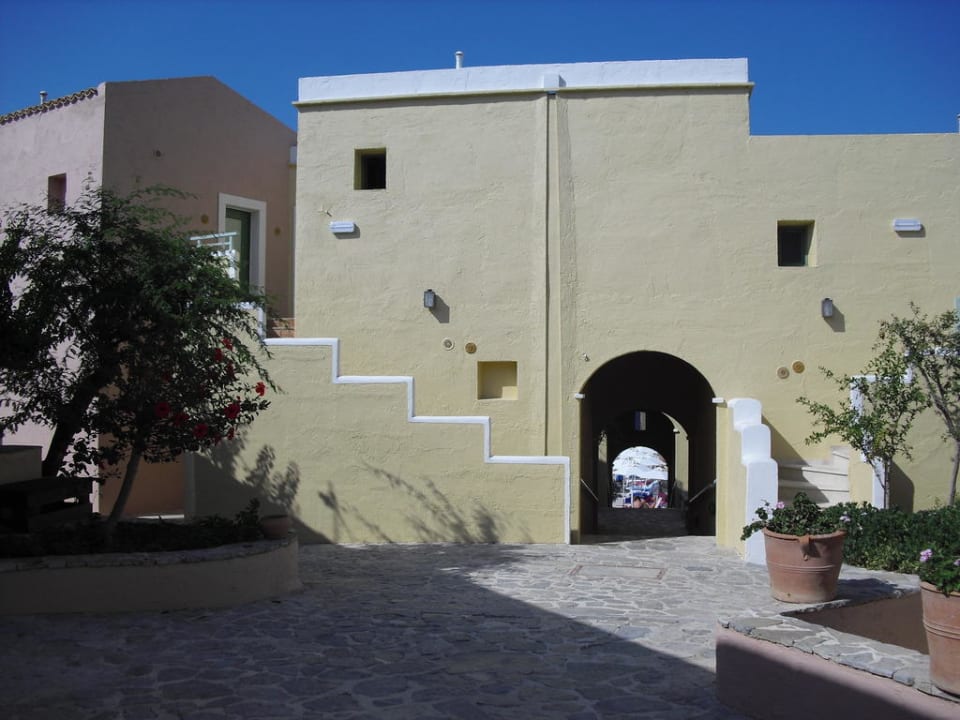 Дворики отеля Silva Beach Hotel