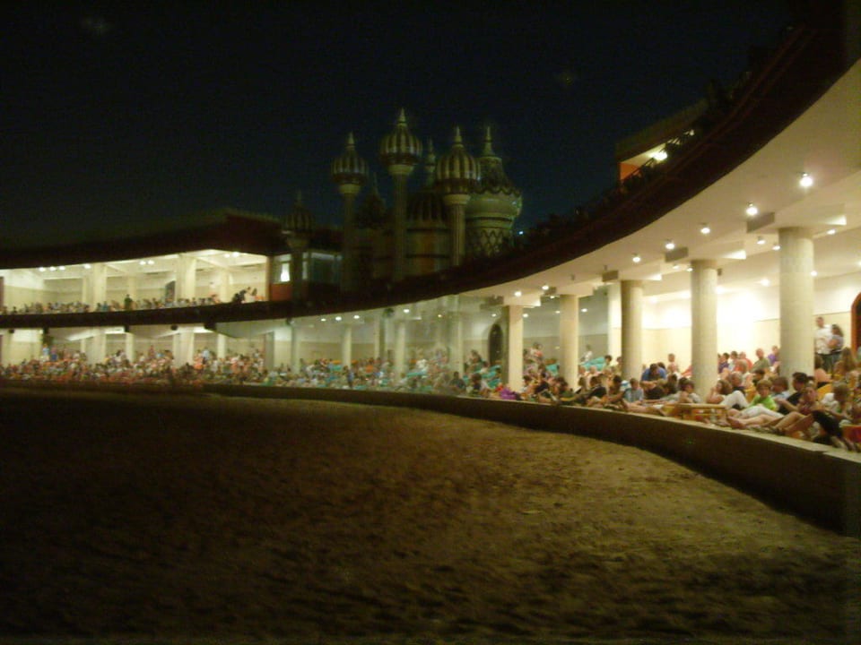 Amfiteatr Pickalbatros Alf Leila Wa Leila Resort - Neverland Hurghada