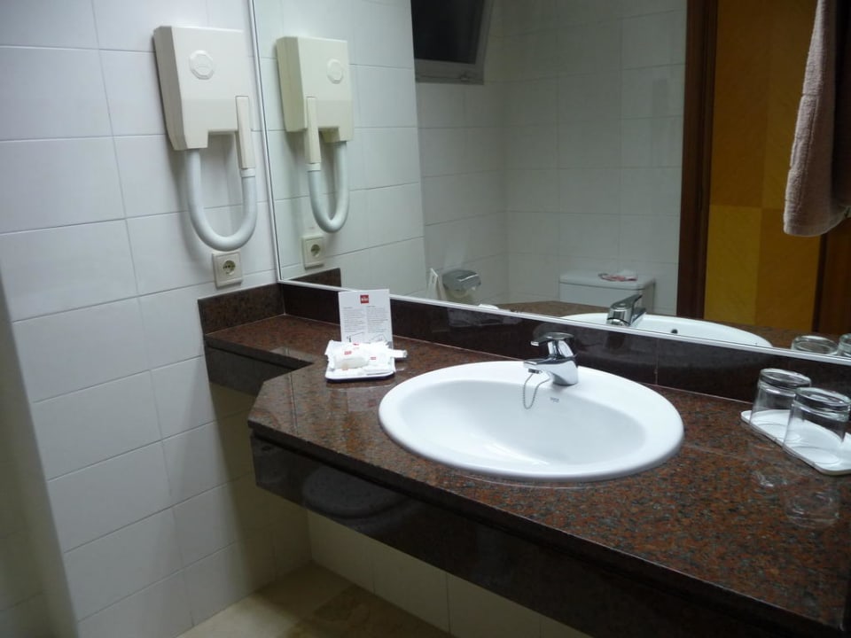 Bad Hotel Riu Festival